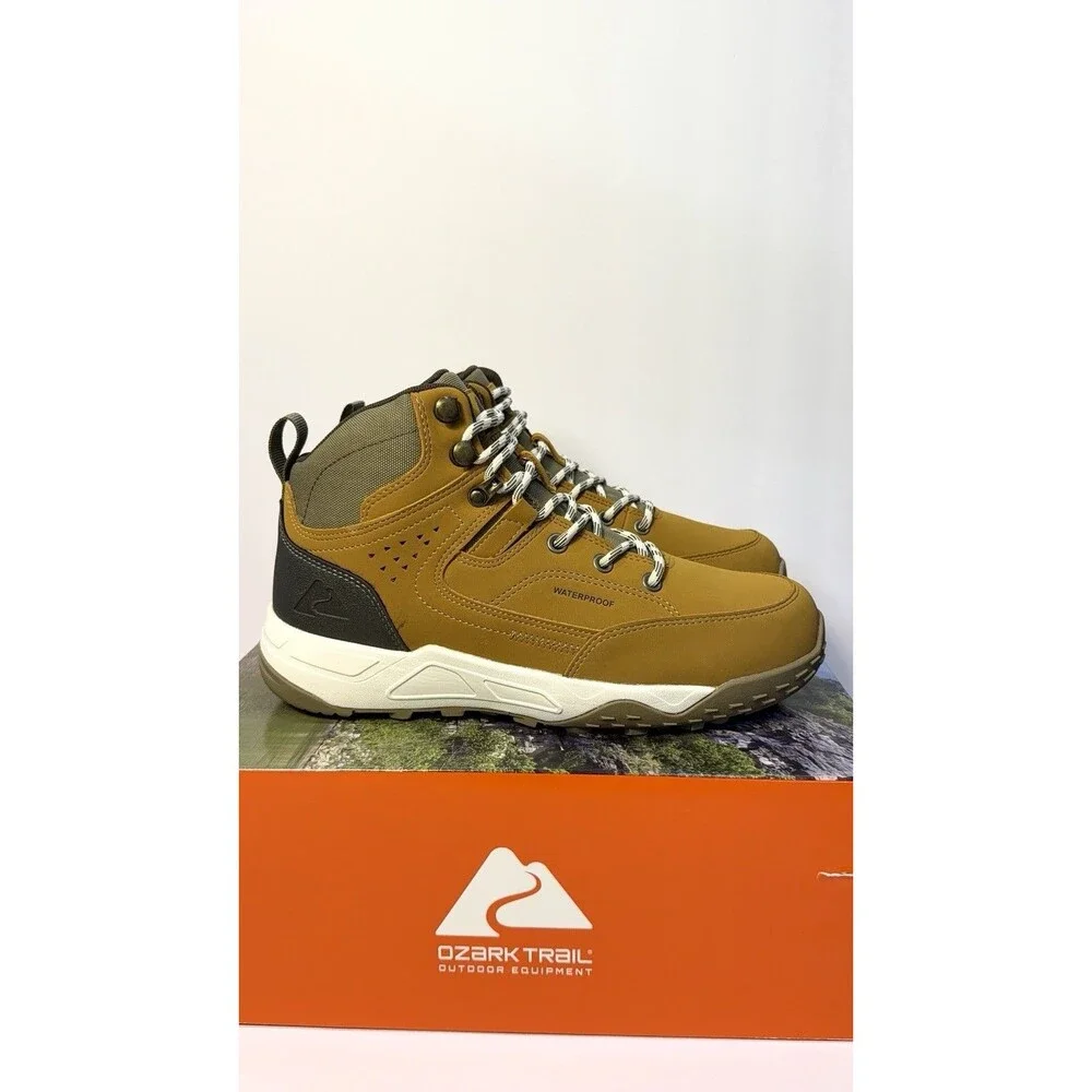 Ozark Trail Men’s Waterproof Hiking Boots Brown Leather Size 7 New